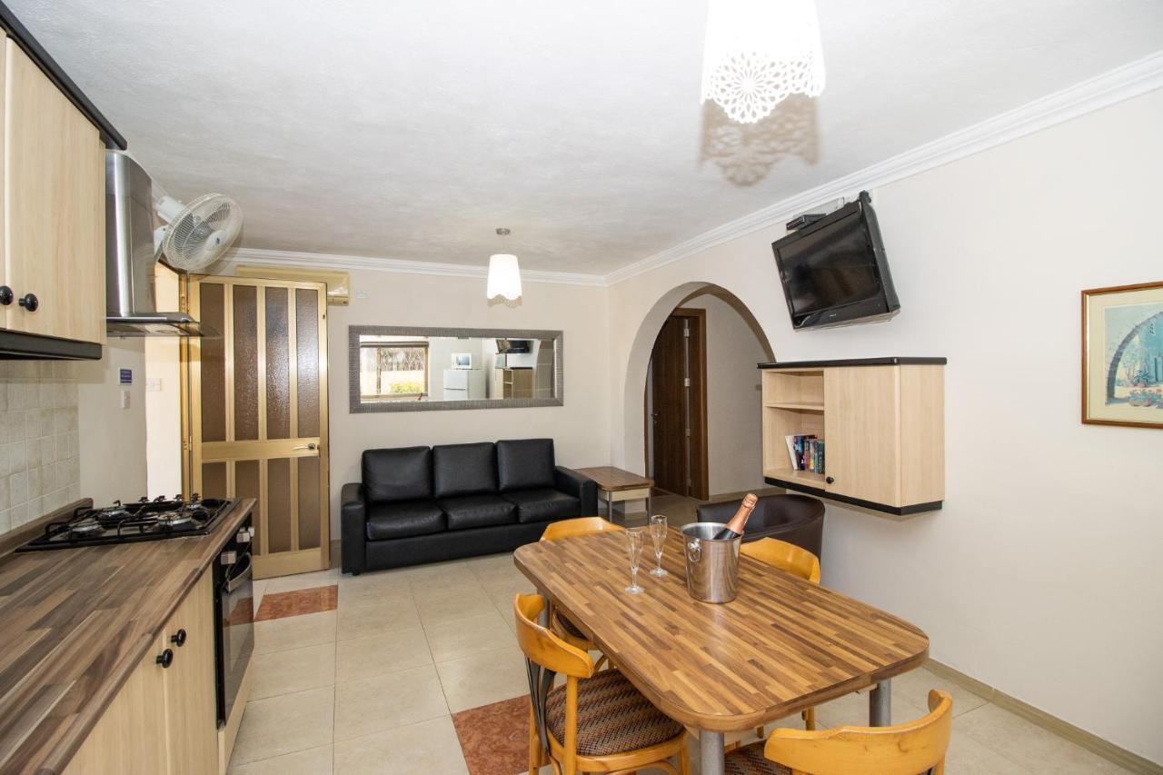 Tranquil Villa Apartments Units Mellieħa Exterior foto